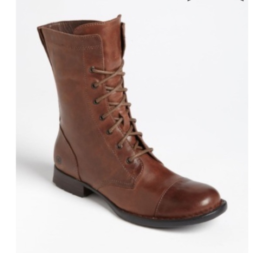 Born Lace Up Boots. Size 5.5